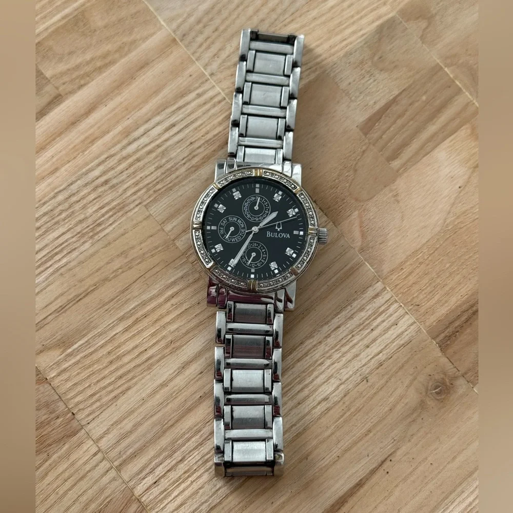 Bulova Diamond Luxury Watch Black Dial Stainless Bracelet Case Diamond Bezel